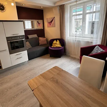 Altstadt-apartment Am Schloss, Mitten In Braunfels, Nahe Bdh-klinik * Braunfels